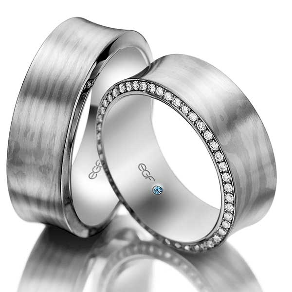 Mooie-trouwringen-in-een-diabolo-model-van-palladium-500-met-platina-650-Circles-Trouwringen-Zwijndrecht