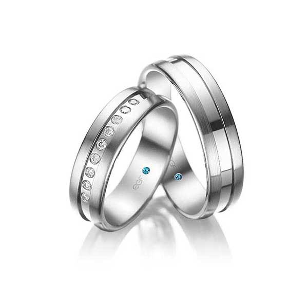 Trouwringen-met-9-diamanten-van-0.015-ct-briljant-slijpsel