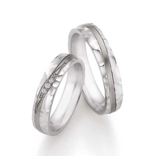 Trouwringen hamerslag staal-titanium