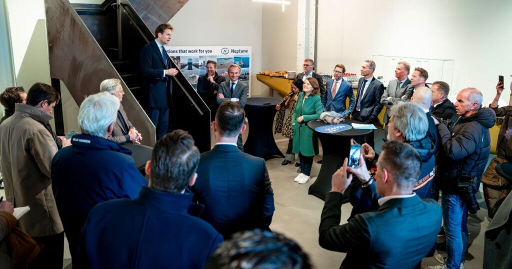 9 Karremans lanceert