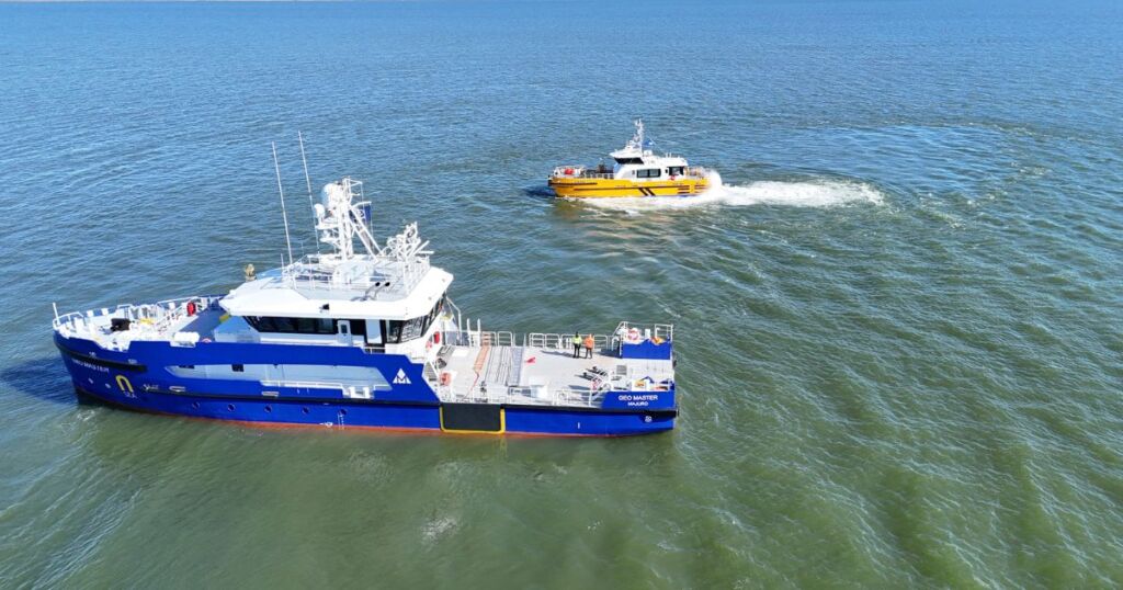 1 seatrials sight