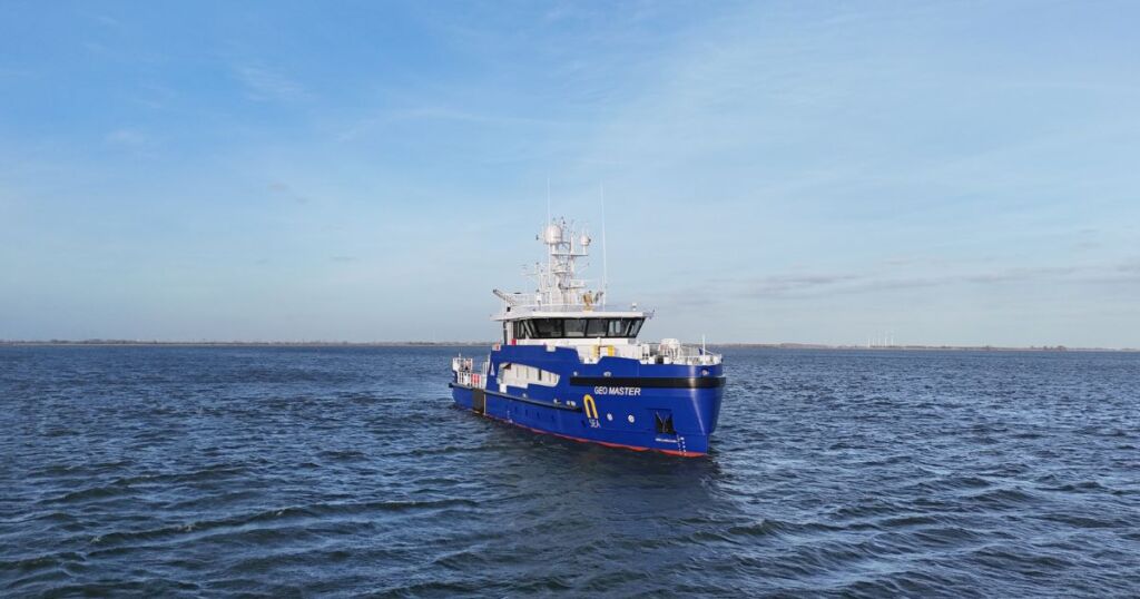 3 Geo Master trial at sea